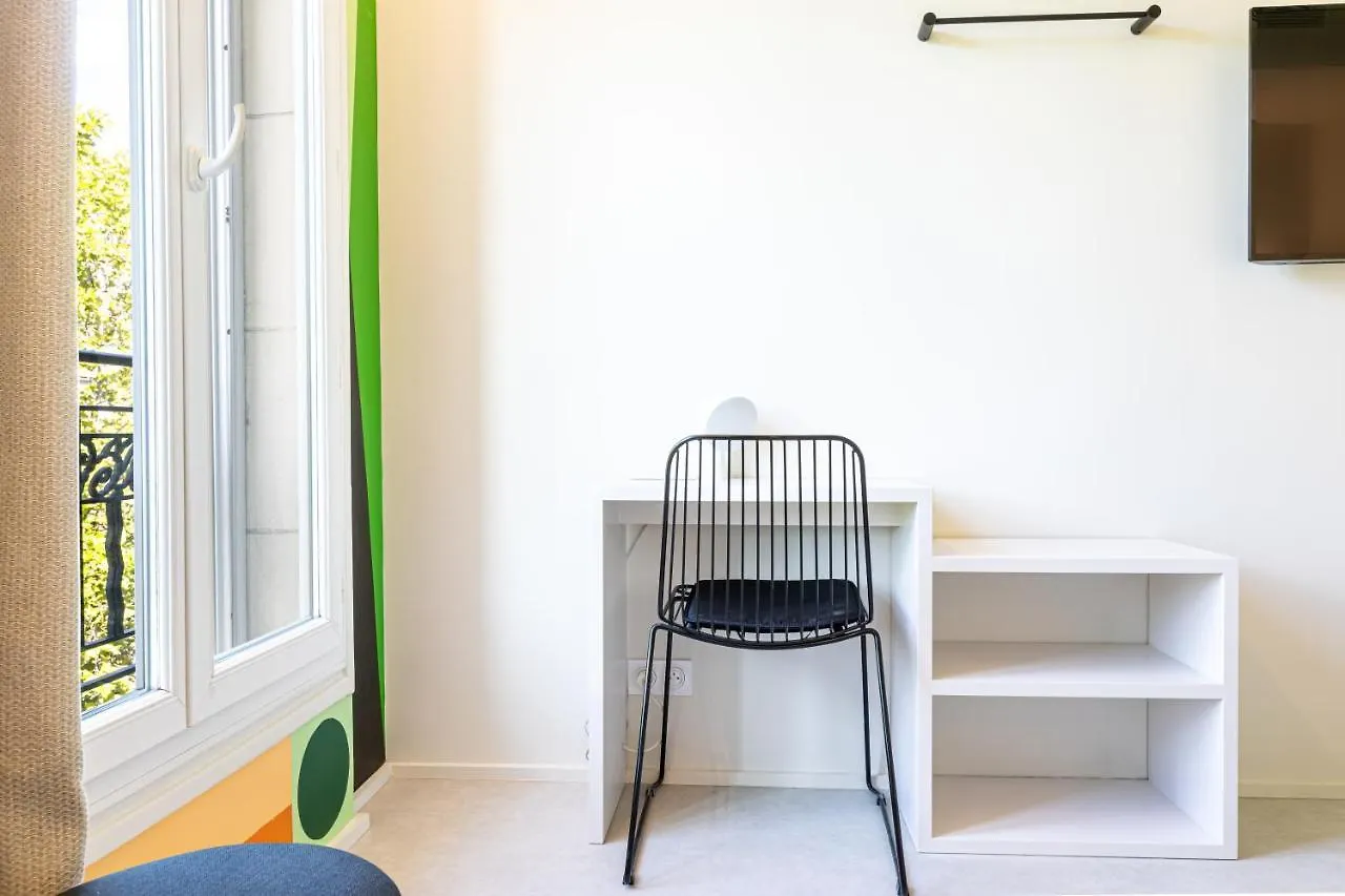Graphik Montparnasse Hotel 3*
