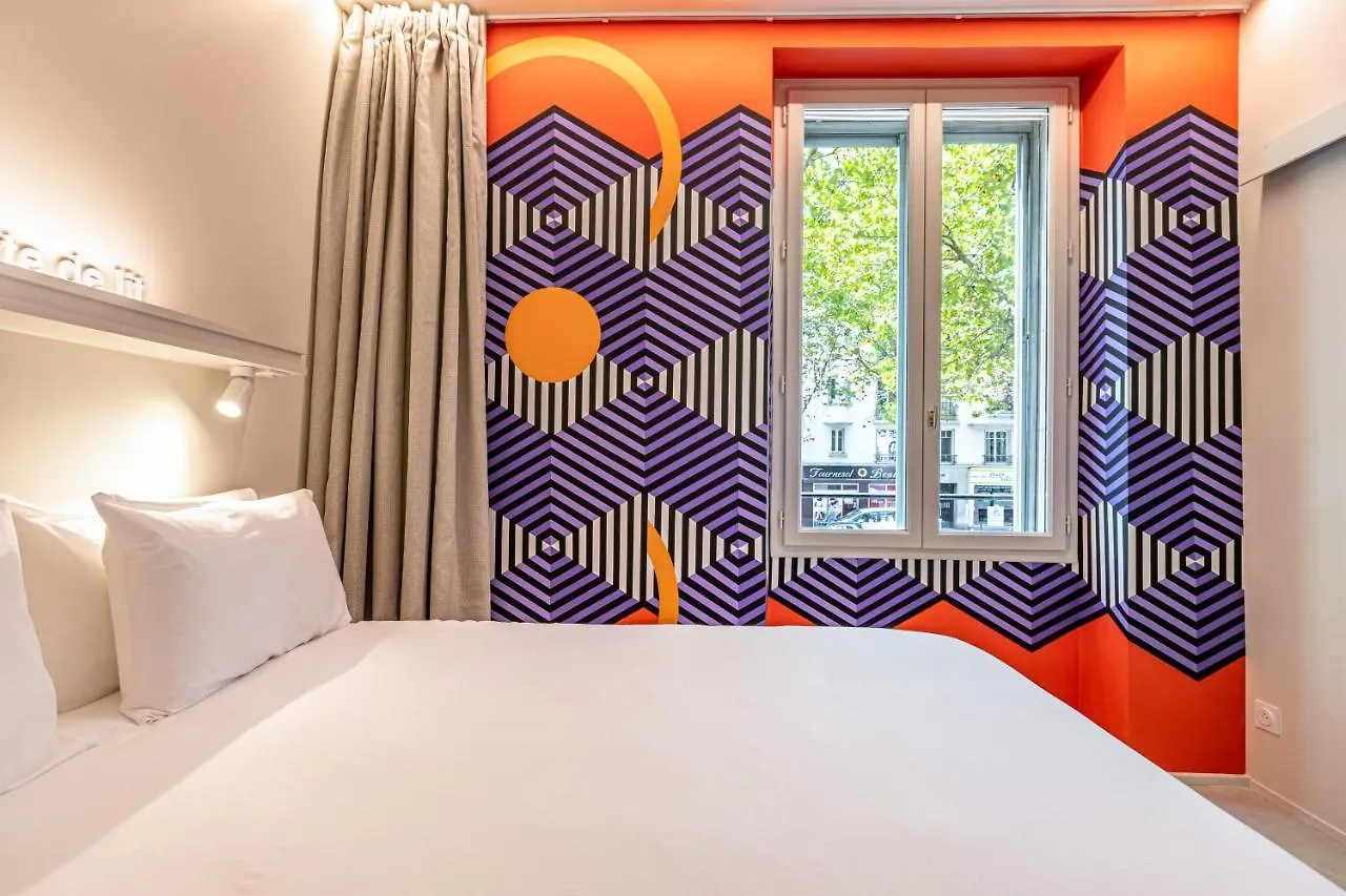 Graphik Montparnasse فندق 3*