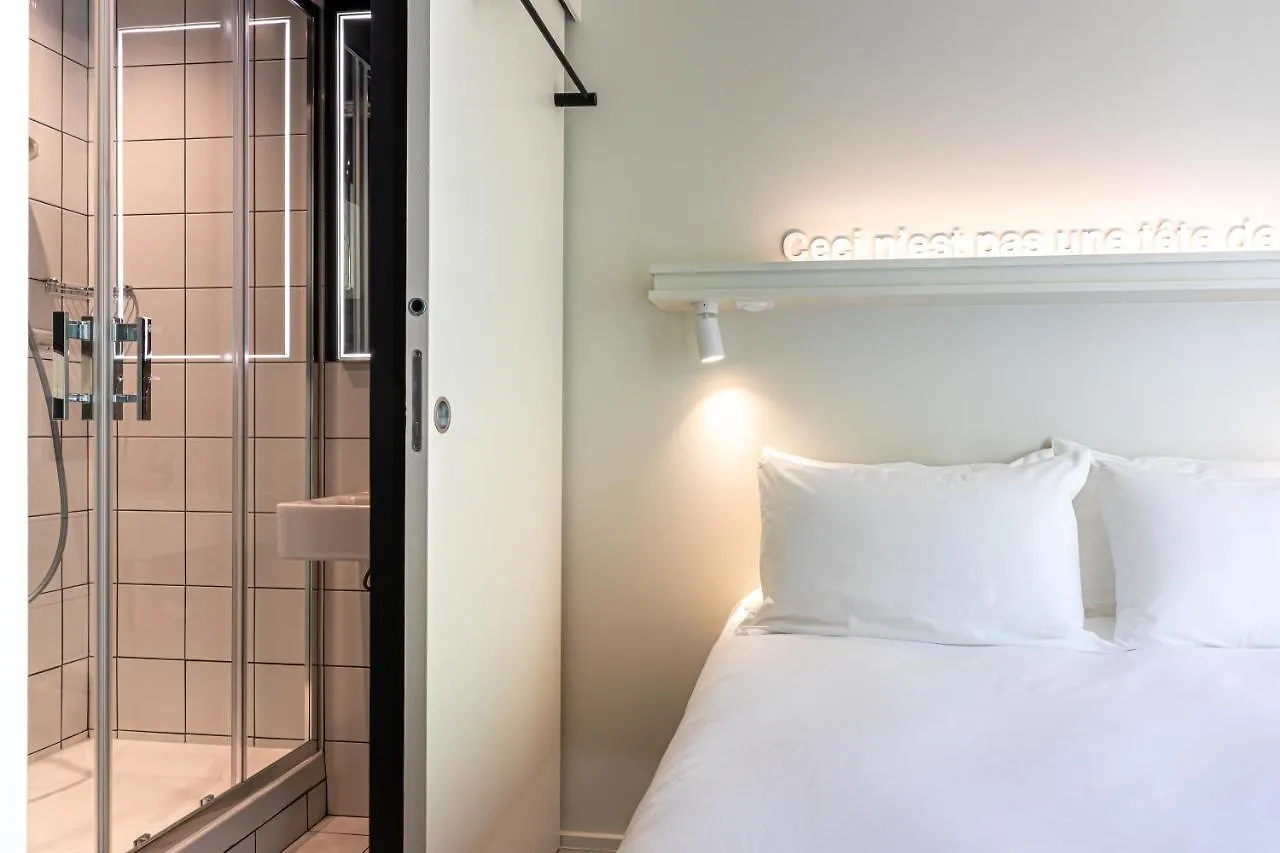 Graphik Montparnasse Hotel 3*